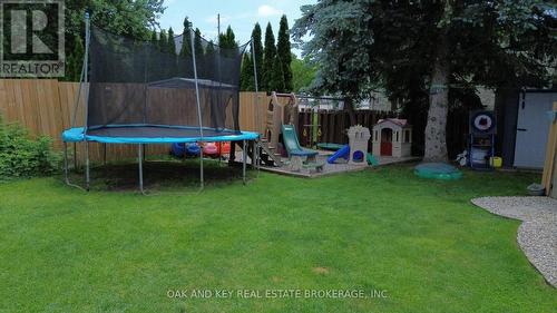 26 Sinclair Avenue, St. Thomas, ON - Outdoor With Backyard