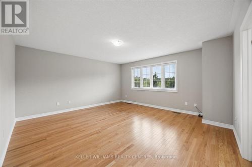 668 Mcgregor Farm Trail, Newmarket, ON - Indoor Photo Showing Other Room