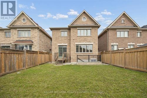 668 Mcgregor Farm Trail, Newmarket, ON - Outdoor