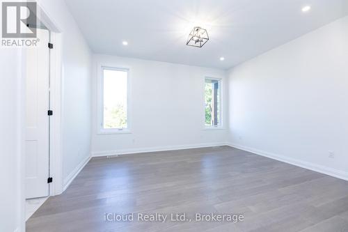 8 Prentis Court, Melancthon, ON - Indoor Photo Showing Other Room