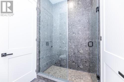 8 Prentis Court, Melancthon, ON - Indoor Photo Showing Bathroom