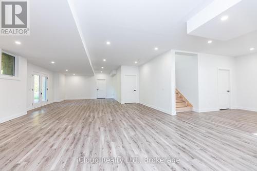 8 Prentis Court, Melancthon, ON - Indoor Photo Showing Other Room