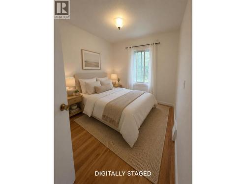 664 Rotary Drive, Kimberley, BC - Indoor Photo Showing Bedroom