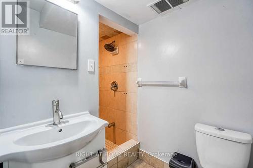 2304 Winlord Place, Oshawa, ON - Indoor Photo Showing Bathroom