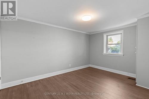323 Crawford Street, Orillia, ON - Indoor Photo Showing Other Room
