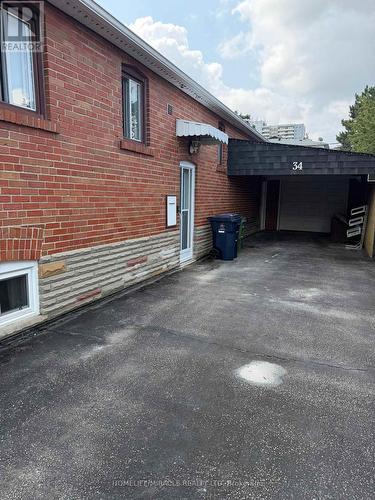34 BIMBROK ROAD , Toronto, Ontario M1K 4T7 2