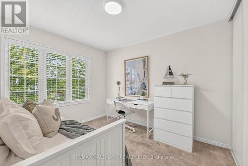 120 Albert Lewis Street, Markham, ON - Indoor