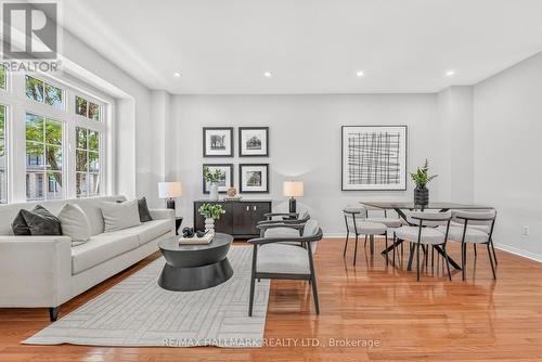 120 Albert Lewis Street, Markham, ON - Indoor Photo Showing Living Room