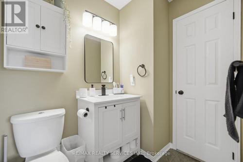 6 Harding Street, Halton Hills, ON - Indoor Photo Showing Bathroom