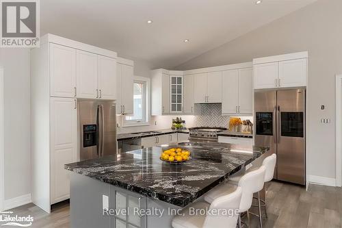46 Voyageur Drive, Tiny, ON - Indoor Photo Showing Kitchen With Upgraded Kitchen