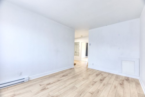 Living Room - 20 Boul. Goineau, Laval (Pont-Viau), QC - Indoor Photo Showing Other Room