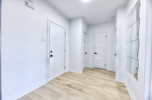 Mud Room - 20 Boul. Goineau, Laval (Pont-Viau), QC - Indoor Photo Showing Other Room