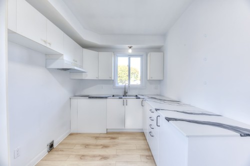 Kitchen - 20 Boul. Goineau, Laval (Pont-Viau), QC - Indoor Photo Showing Kitchen
