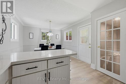 7962 Booth Street, Niagara Falls (Ascot), ON - Indoor