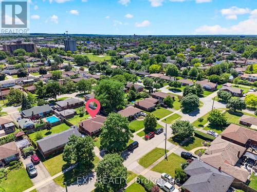 8 Dunraven Avenue, St. Catharines (Carlton/Bunting), ON - Outdoor With View