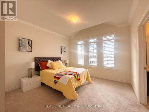 39 Mowder Drive, Aurora, ON - Indoor Photo Showing Bedroom