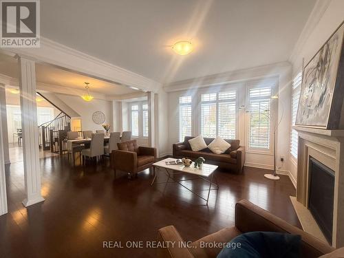 39 Mowder Drive, Aurora, ON - Indoor Photo Showing Living Room With Fireplace