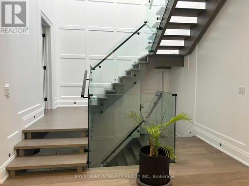 158 Elmwood Avenue, Richmond Hill, ON - Indoor Photo Showing Other Room