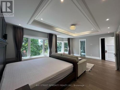 158 Elmwood Avenue, Richmond Hill, ON - Indoor Photo Showing Bedroom