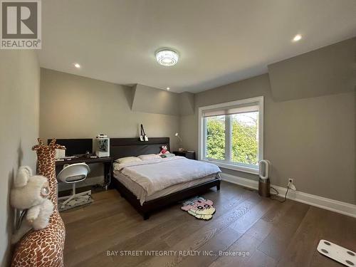 158 Elmwood Avenue, Richmond Hill, ON - Indoor Photo Showing Bedroom