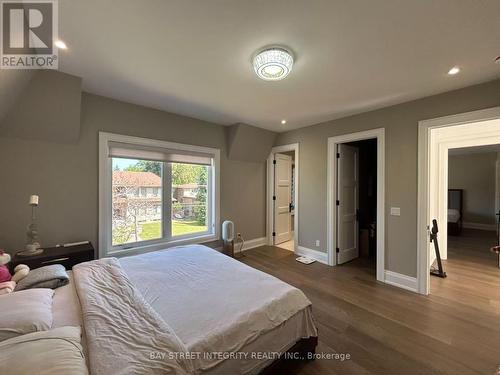 158 Elmwood Avenue, Richmond Hill, ON - Indoor Photo Showing Bedroom