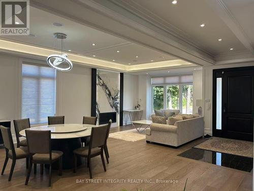 158 Elmwood Avenue, Richmond Hill, ON - Indoor Photo Showing Dining Room