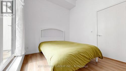 311 - 75 St Nicholas Street, Toronto, ON - Indoor Photo Showing Bedroom