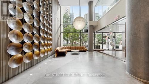 311 - 75 St Nicholas Street, Toronto, ON - Indoor Photo Showing Other Room