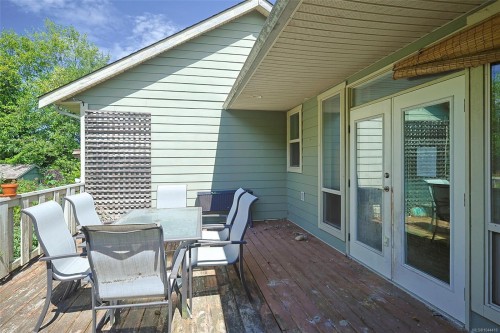 126 Bayridge Pl, Bowser, BC 