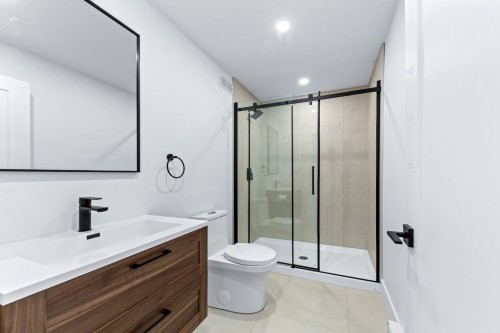 Bathroom - 509 Rue Des Anémones, Saint-Jean-Sur-Richelieu, QC - Indoor Photo Showing Bathroom