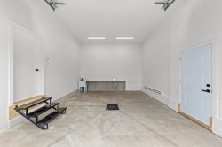 Garage - 