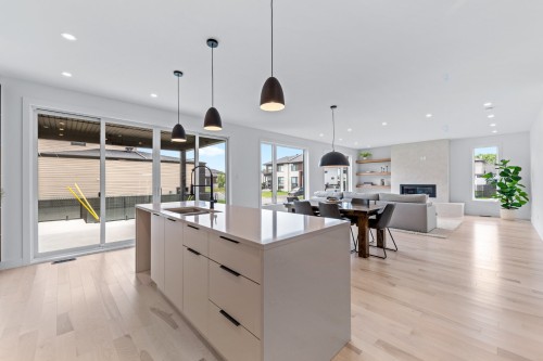 Kitchen - 509 Rue Des Anémones, Saint-Jean-Sur-Richelieu, QC - Indoor Photo Showing Kitchen With Upgraded Kitchen