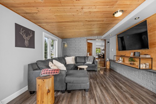 Sun Room - 372 3E Rang, Saint-Jean-Sur-Richelieu, QC - Indoor Photo Showing Living Room