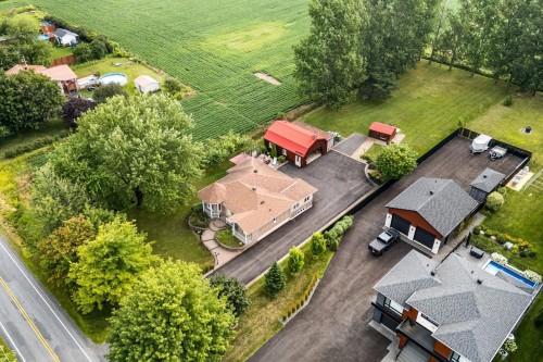 Courtyard - 372 3E Rang, Saint-Jean-Sur-Richelieu, QC - Outdoor With View