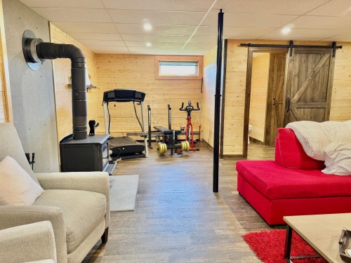 Basement - 49 Ch. De La Grande-Allée, Les Îles-De-La-Madeleine, QC - Indoor