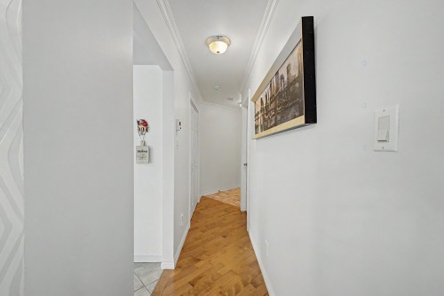Passageway - 102-775 Rue Rodier, Saint-Jean-Sur-Richelieu, QC - Indoor Photo Showing Other Room