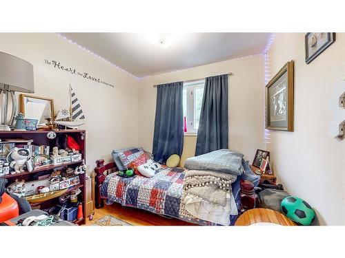 43 Dawe'S Place, Conception Bay Sout, NL - Indoor Photo Showing Bedroom