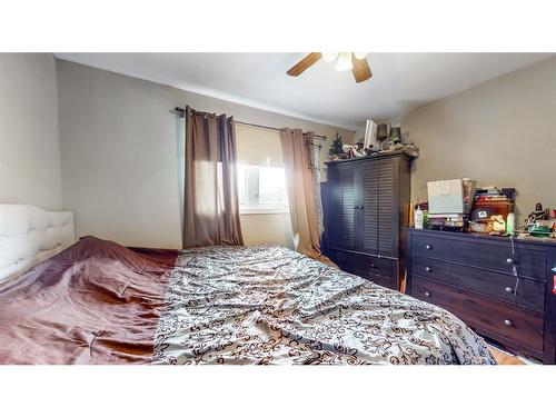 43 Dawe'S Place, Conception Bay Sout, NL - Indoor Photo Showing Bedroom