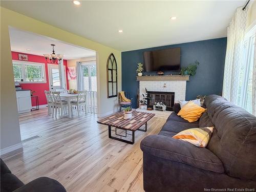 184 Diamond St, Fredericton, NB 