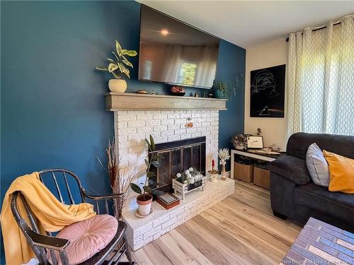 184 Diamond St, Fredericton, NB 