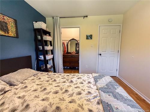 184 Diamond St, Fredericton, NB 