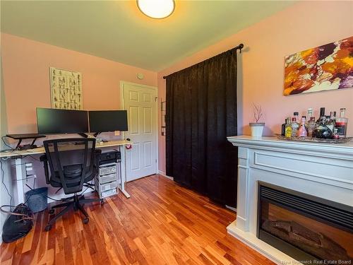 184 Diamond St, Fredericton, NB 