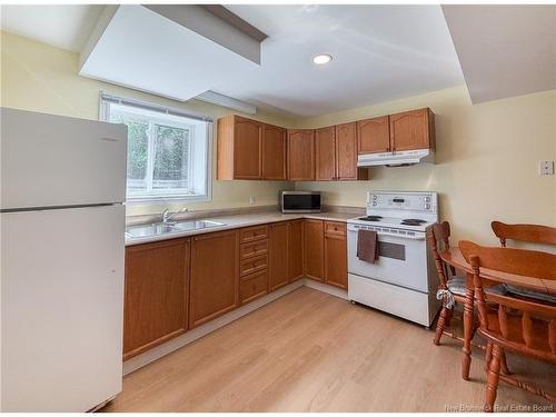 184 Diamond St, Fredericton, NB 