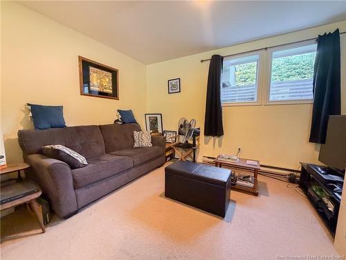 184 Diamond St, Fredericton, NB 