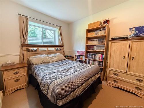 184 Diamond St, Fredericton, NB 