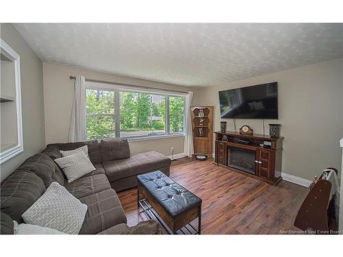 51 Carr St, Geary, NB 