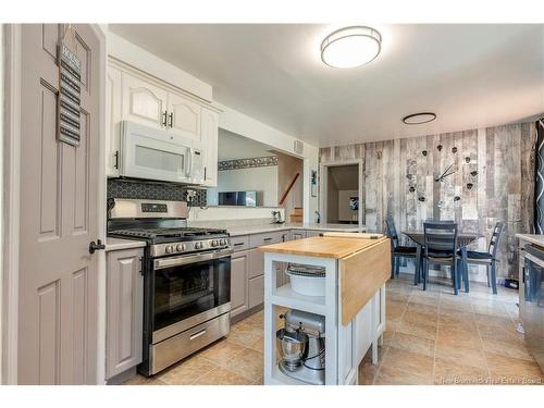 16 Elm St, Saint Stephen, NB 