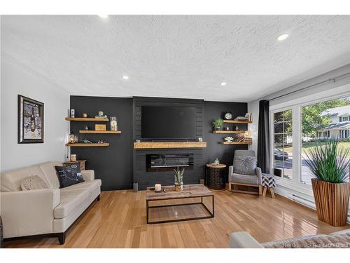 14 Cabot Dr, Moncton, NB 