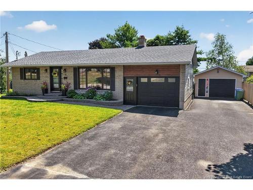 14 Cabot Dr, Moncton, NB 