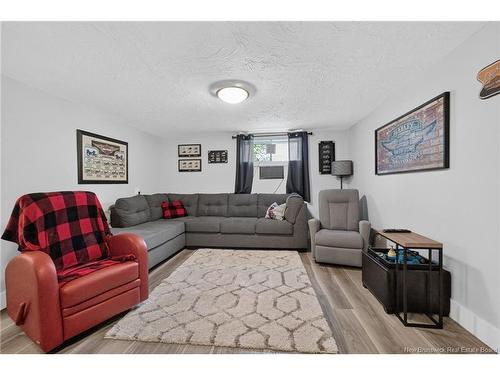 14 Cabot Dr, Moncton, NB 